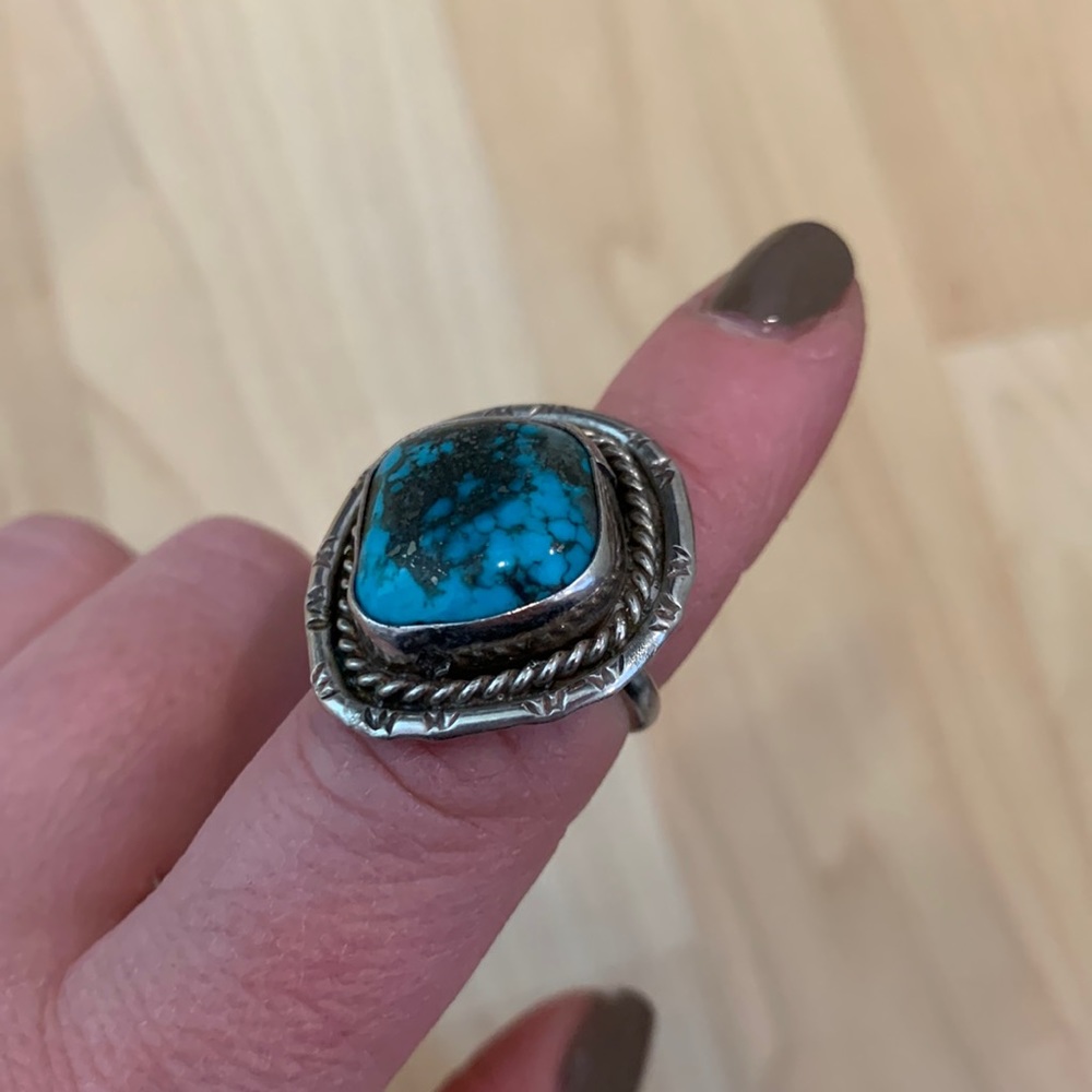 Turquoise Ring - Picture 2 of 4